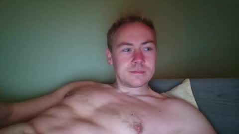 candy_boy_xoxo online show from April 26, 5:21 pm