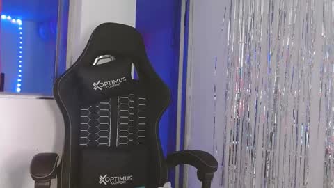 candy_giuliana21 online show from March 4, 1:24 am