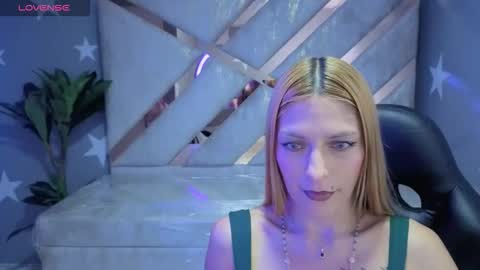 candy_kush_a online show from February 23, 9:17 pm