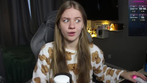 Megan online show from December 24, 9:17 am