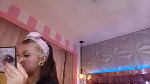Snapshot of candy_morgan412 chatting on October 4, 11:30 am Ania online show from October 4, 11:30 am