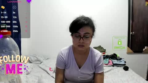 candy_val online show from June 1, 6:04 am