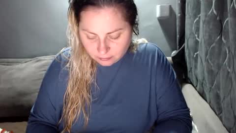 Laura online show from January 17, 7:55 pm