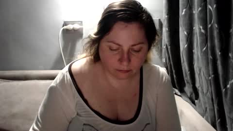 Laura online show from March 16, 6:12 pm