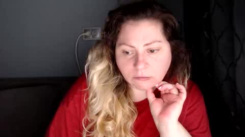 Laura online show from April 20, 1:47 pm