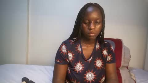 Snapshot of candycurly_ chatting on March 9, 7:48 pm candycurly_ online show from March 9, 7:48 pm