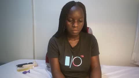 Snapshot of candycurly_ chatting on March 5, 11:49 am candycurly_ online show from March 5, 11:49 am