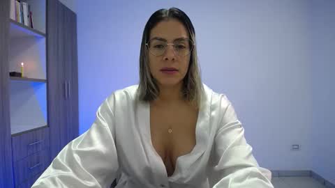 Candy Dowson online show from January 11, 7:53 pm