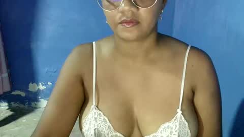 candyflowerlub online show from January 18, 1:30 am