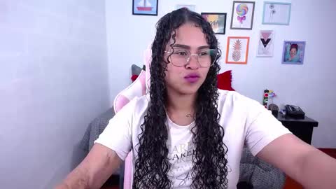 Karen online show from November 10, 6:05 am