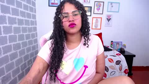 Karen online show from December 19, 8:24 am