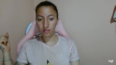 candymilfff online show from April 14, 8:23 pm