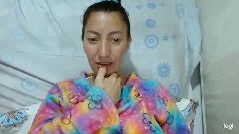 candymilfff online show from October 1, 3:38 am