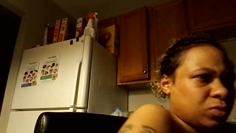 Snapshot of candyredxo2024 chatting on October 11, 6:18 am candyredxo2024 online show from October 11, 6:18 am