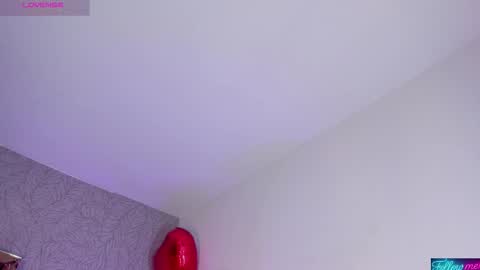 Candys Victoria online show from March 7, 10:32 pm