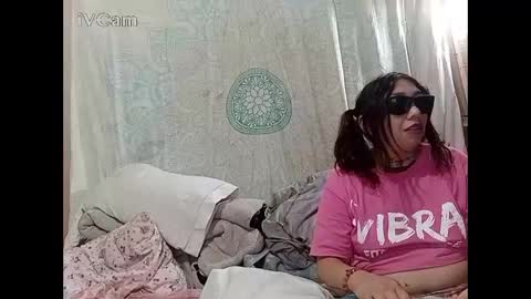 candyskil online show from November 16, 2:13 am