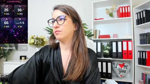 Snapshot of candywesst chatting on January 28, 10:55 am Candy My pleasure its in your hands online show from January 28, 10:55 am