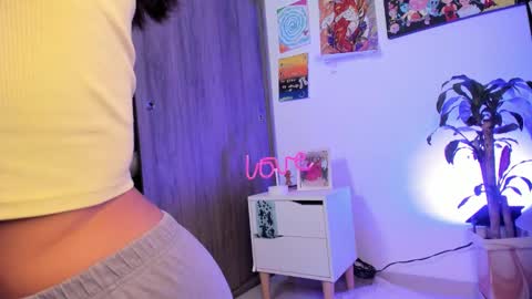 Camilla online show from February 17, 6:17 pm