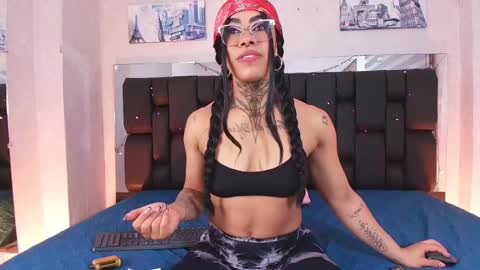 Snapshot of canela_osadaa_ chatting on February 22, 11:57 am Aura online show from February 22, 11:57 am