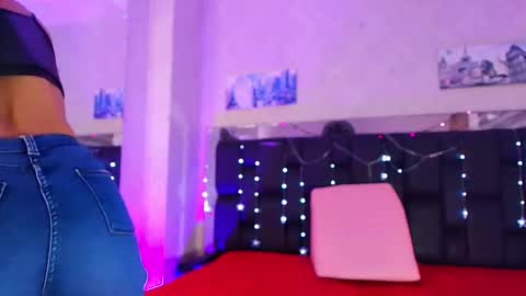 Snapshot of canela_osadaa_ chatting on March 11, 11:55 am Aura online show from March 11, 11:55 am