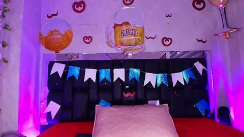Snapshot of canela_osadaa_ chatting on September 26, 12:13 pm Aura online show from September 26, 12:13 pm