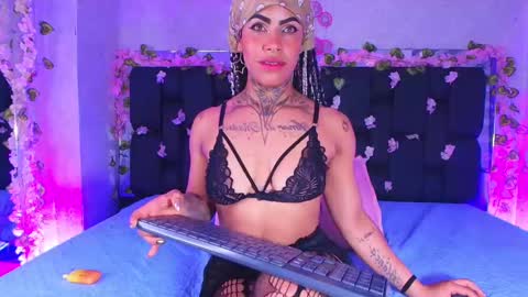 Snapshot of canela_osadaa_ chatting on September 13, 12:07 pm Aura online show from September 13, 12:07 pm