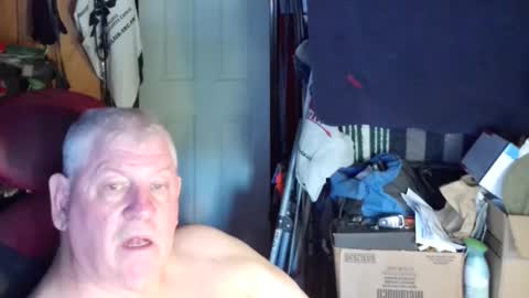 Snapshot of canoelicker69 chatting on September 13, 8:00 pm canoelicker69 online show from September 13, 8:00 pm