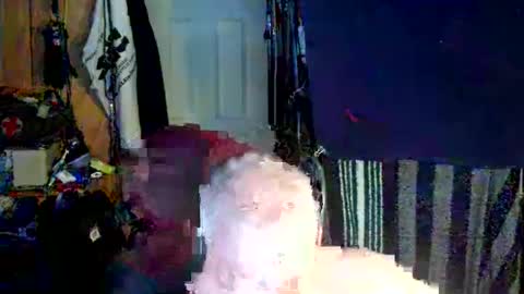 Snapshot of canoelicker69 chatting on October 14, 8:01 pm canoelicker69 online show from October 14, 8:01 pm