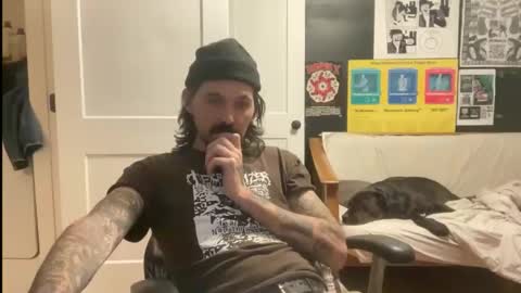 cantleavethehouse online show from February 4, 8:18 am