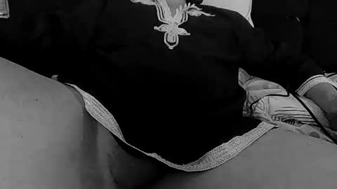 captain_fatcock online show from April 15, 2:37 am