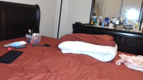 Krystal   online show from December 21, 12:42 am