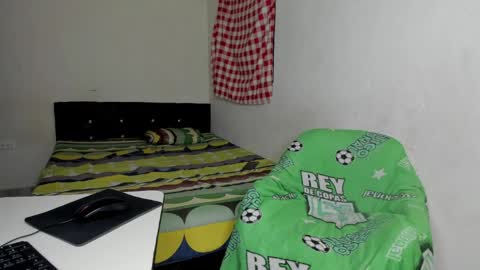 Carlos and Cristian  online show from April 20, 2:36 am