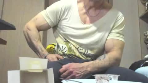 Laz online show from February 11, 6:01 pm