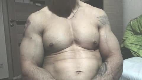 Snapshot of carin_the_body chatting on October 13, 3:41 am Laz online show from October 13, 3:41 am