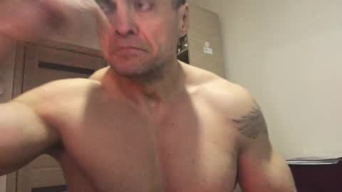Snapshot of carin_the_body chatting on February 22, 3:01 am Laz online show from February 22, 3:01 am