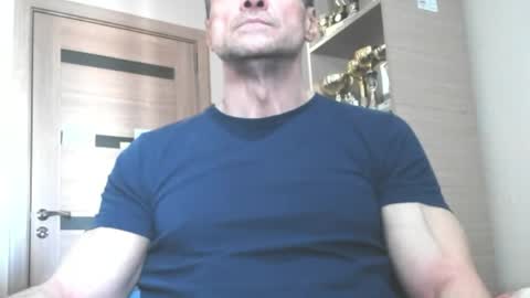 Laz online show from May 24, 11:39 am
