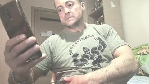 Snapshot of carin_the_body chatting on March 6, 7:10 pm Laz online show from March 6, 7:10 pm