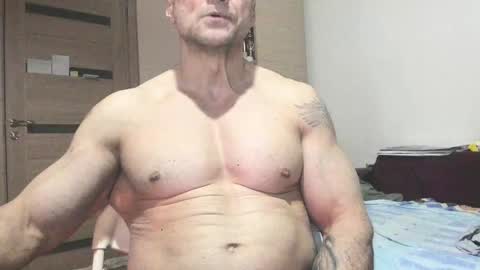 Snapshot of carin_the_body chatting on February 21, 11:43 pm Laz online show from February 21, 11:43 pm