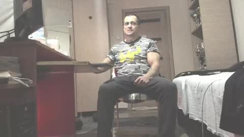 Snapshot of carin_the_body chatting on October 1, 11:58 pm Laz online show from October 1, 11:58 pm