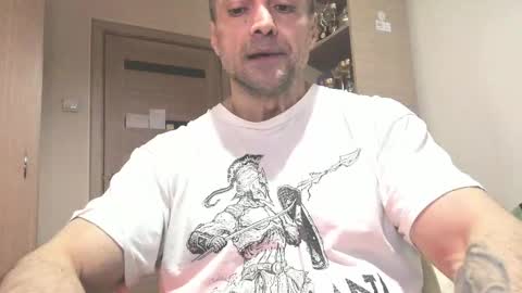 Snapshot of carin_the_body chatting on February 17, 10:05 pm Laz online show from February 17, 10:05 pm