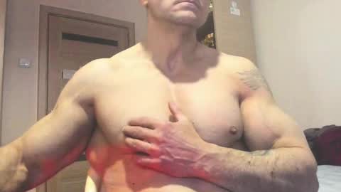 Snapshot of carin_the_body chatting on March 8, 1:39 am Laz online show from March 8, 1:39 am