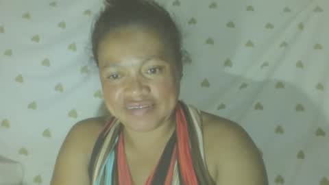 carinesexy69 online show from April 12, 6:39 am