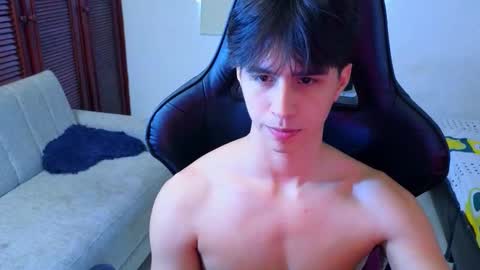 carl_dixon online show from November 21, 8:29 pm