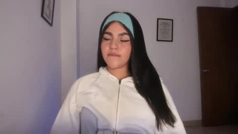 Snapshot of carla_jones chatting on October 22, 8:54 pm carla_jones online show from October 22, 8:54 pm