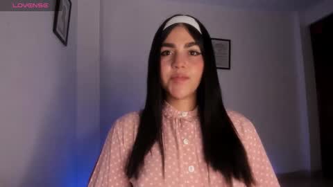 Snapshot of carla_jones chatting on September 12, 1:51 am carla_jones online show from September 12, 1:51 am