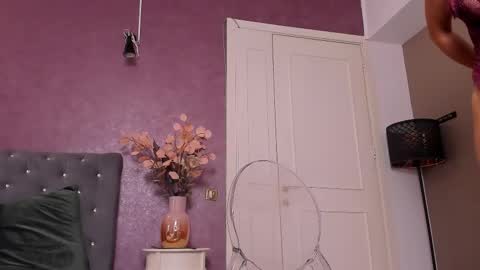 carlareys online show from September 17, 6:06 am