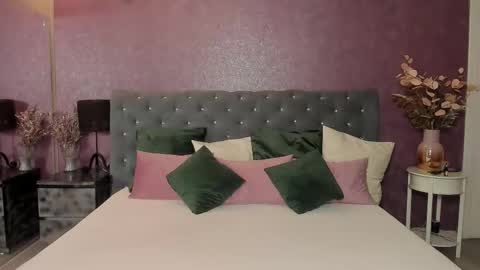 carlareys online show from December 5, 5:28 am