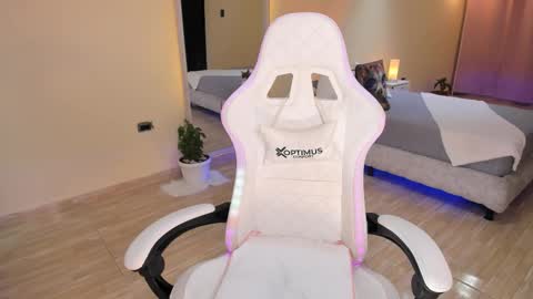 Alejandra online show from October 2, 1:37 am