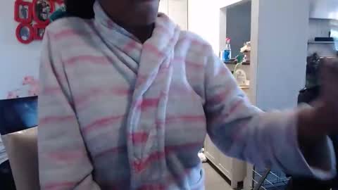 Carlie online show from March 28, 3:35 pm