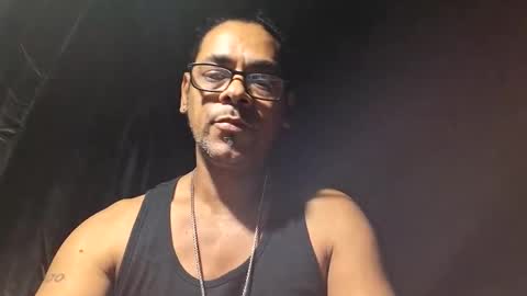 carloslove1972 online show from May 7, 8:21 am